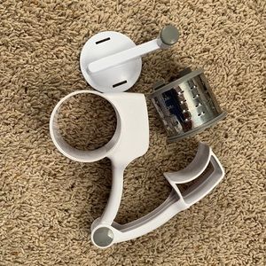 🧀 PAMPERED CHEF CHEESE GRATER 🧀